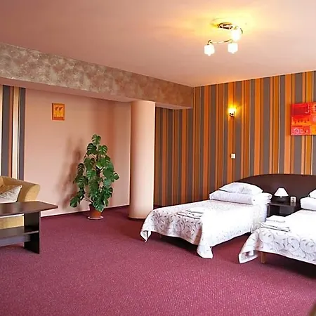 Horyzont Hotel 3*