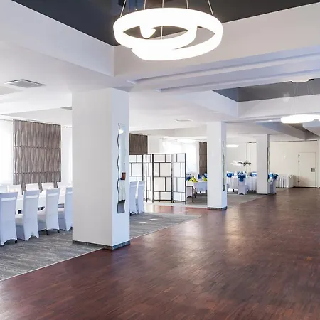 Horyzont Hotel 3*